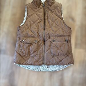 Women’s Cozy Quilted Brown Sherpa Vest